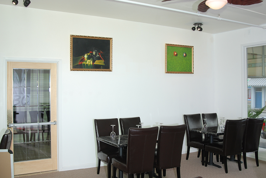 New openings at the street wall provide a pleasant dining space with natural light.